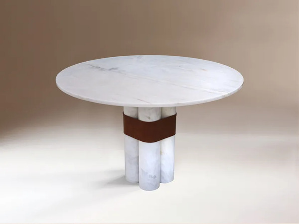  Dovain Studio Axis 