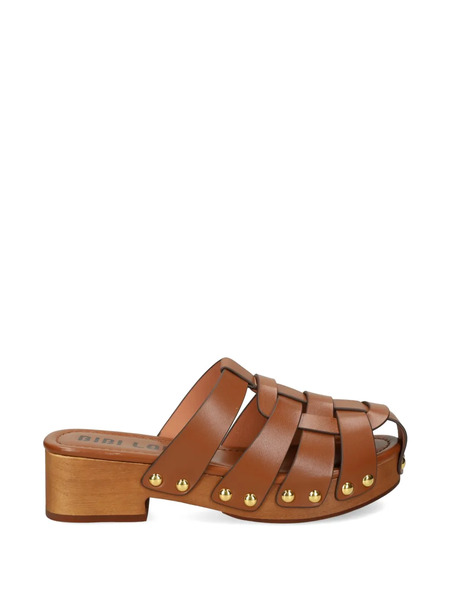  Bibi Lou Clogs Zue Con Borchie - Marrone 