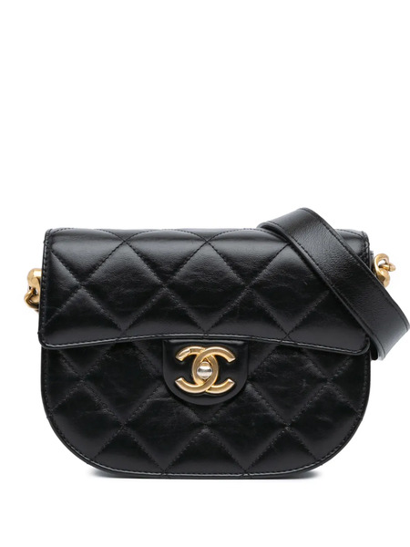  Chanel Pre-owned Borsa A Tracolla Cc Round Moon Flap In Pelle Di Vitello Trapuntata 2021-2024 - Nero 