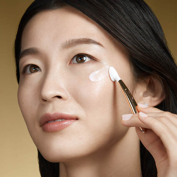  Estee Lauder Estée Lauder Re-nutriv Ultimate Diamond Transformative Energy Siero Illuminante Contorno Occhi 15 Ml 