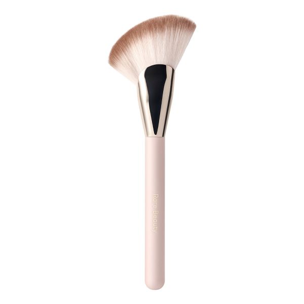  Rare Beauty Rare Beauty - Warm Wishes Angled Powder Brush - Pennello Angolato Per Polvere - Warm Wishes Angled Powder Brush - Donna 